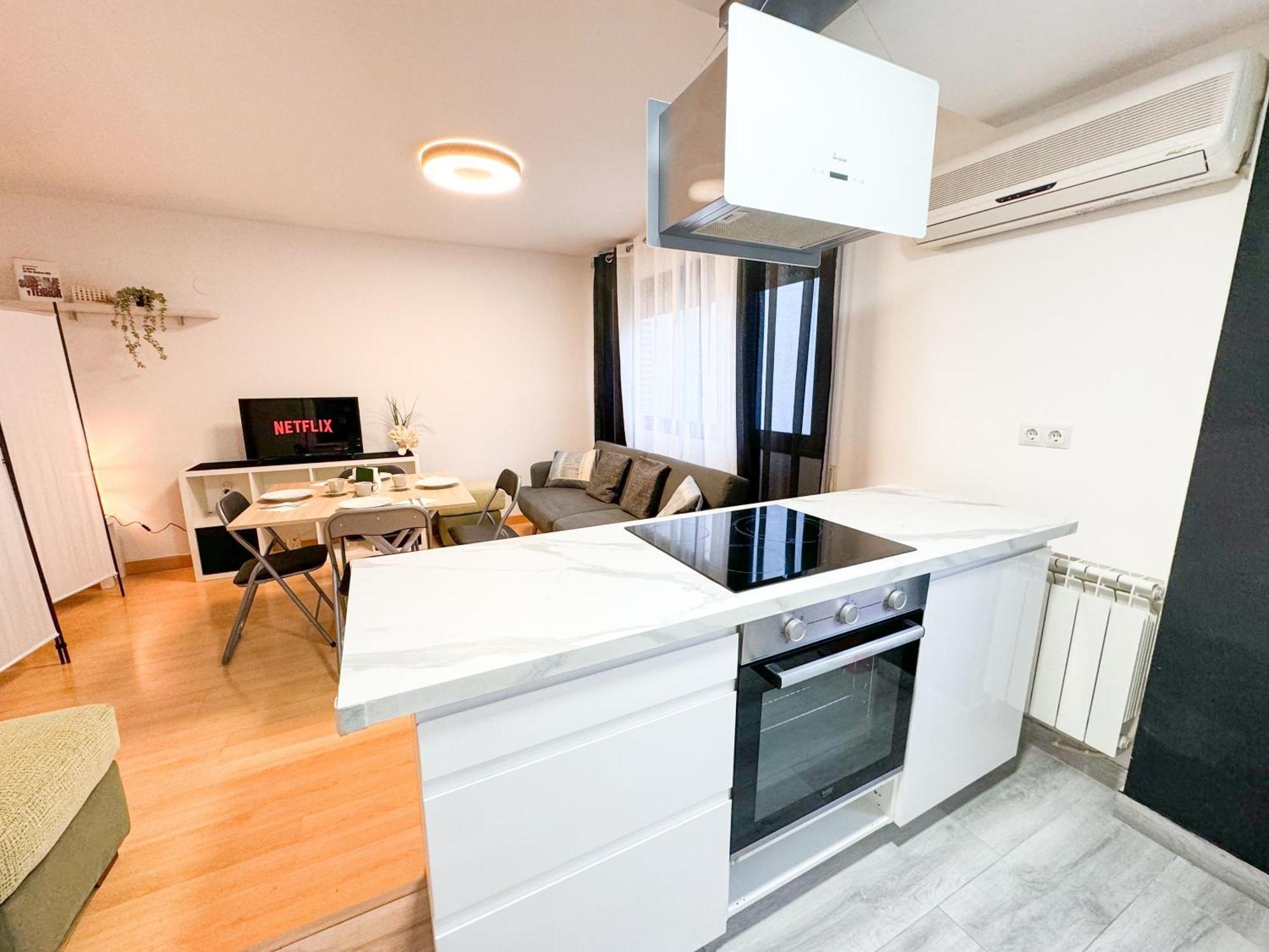Escultor Del Pilar Comotucasa Zaragoza Buitenkant foto