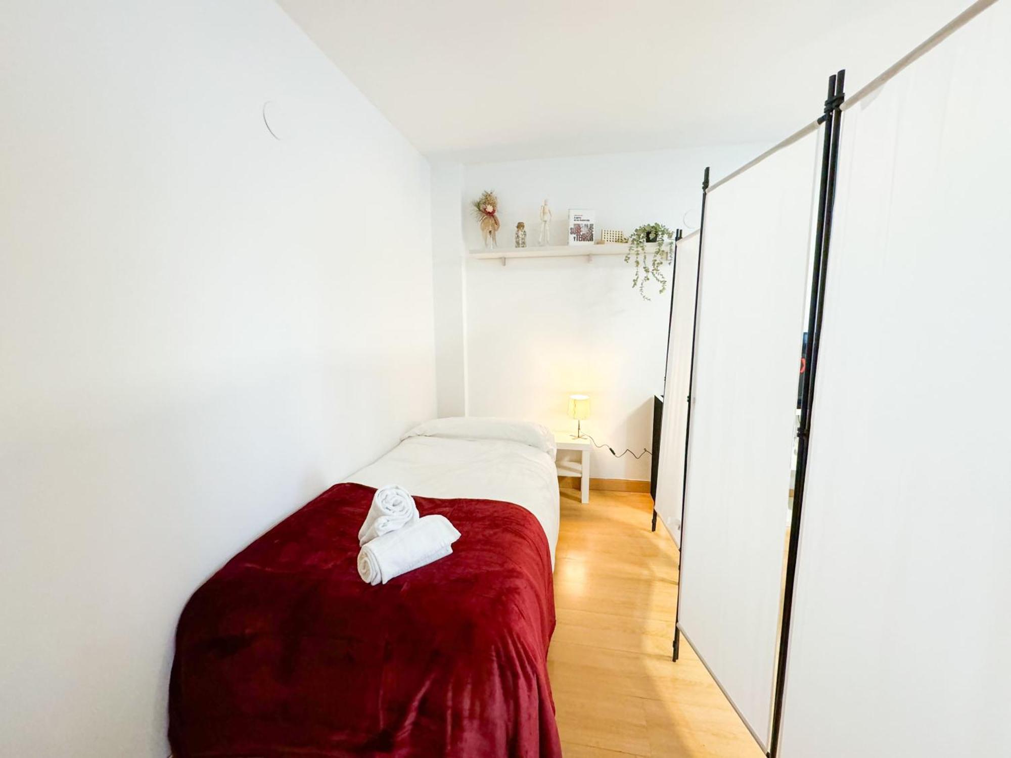 Escultor Del Pilar Comotucasa Zaragoza Buitenkant foto